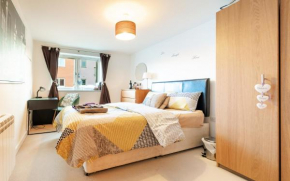 Modern lovely bedroom close to stations in East London, zone 2